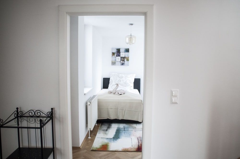 Urban Flats Vienna City Center Comfort Penthouse, 3 Bedrooms, Terrace (Getreidemarkt) 8