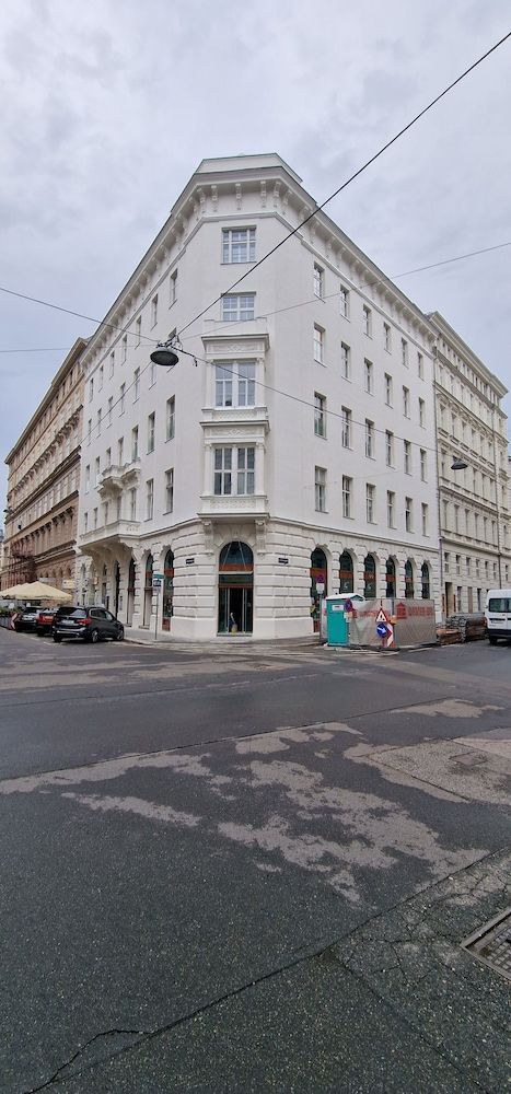 undefined Urban Flats Vienna City Center 6