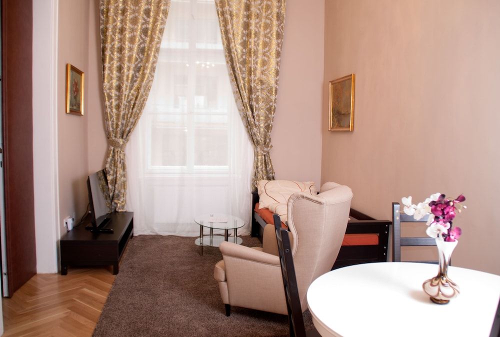 Urban Flats Vienna City Center Apartment, 1 Bedroom (Gonzagagasse) 15