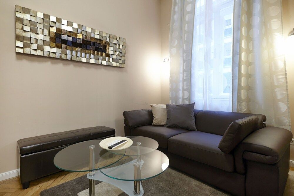 undefined Urban Flats Vienna City Center 3