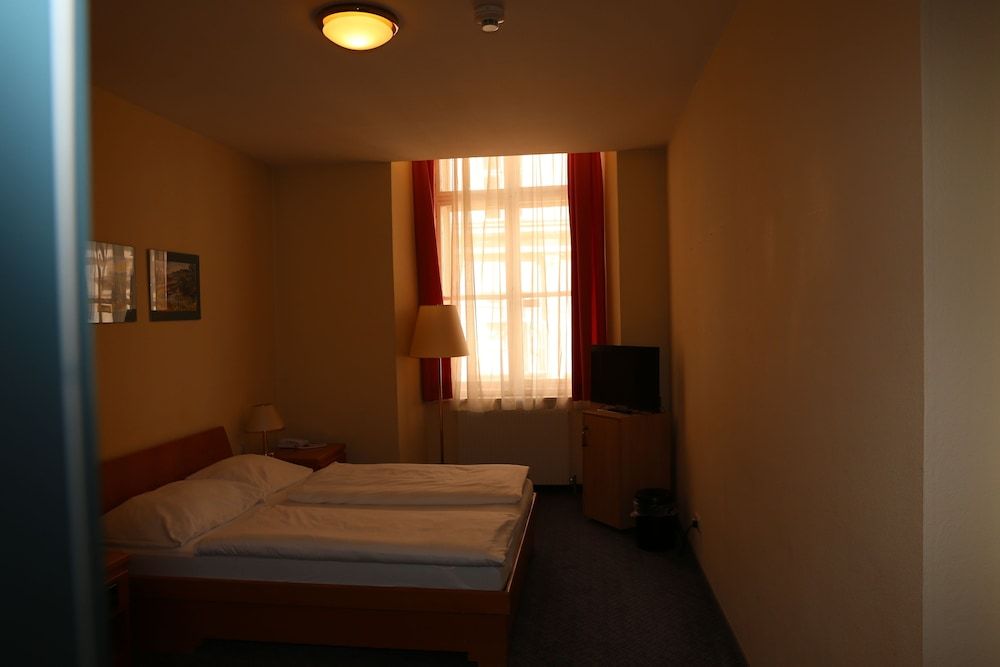 Hotel am Schottenpoint Double Room Single Use 2