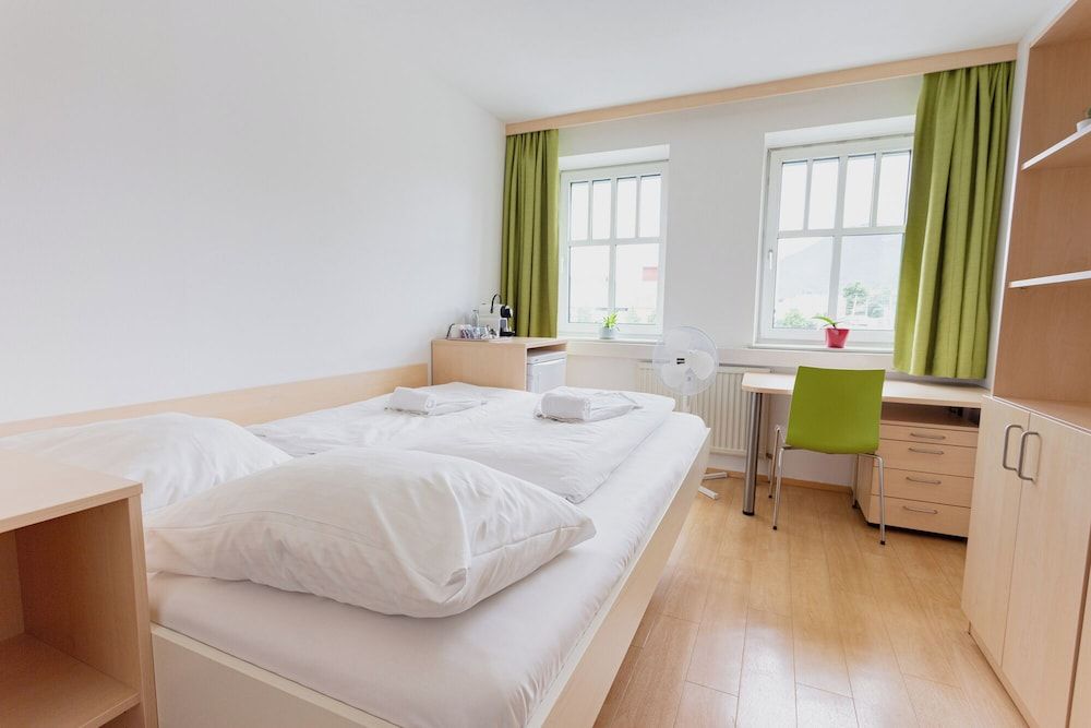 myNext - Riverside Hotel Salzburg Double Room, Private Bathroom 2