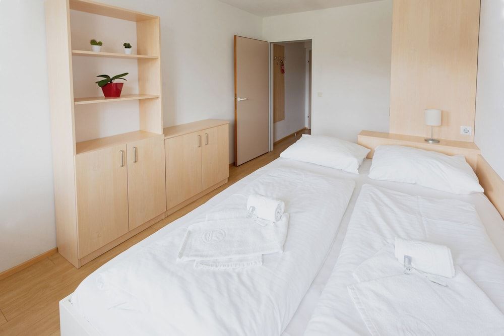 myNext - Riverside Hotel Salzburg Double Room, Private Bathroom