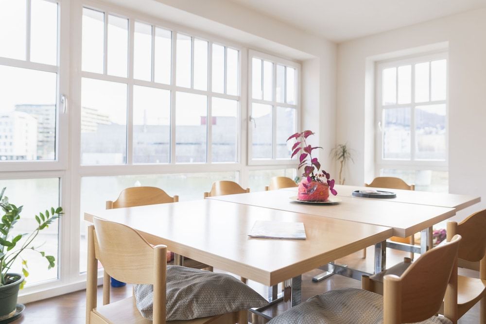 undefined myNext - Riverside Hotel Salzburg 9