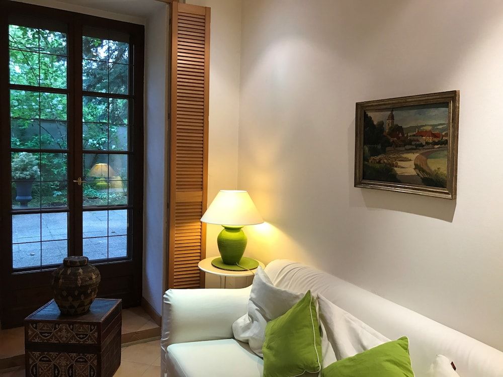 counts 65 Exclusive Apartment, 1 Bedroom, Fireplace, Garden Area 10