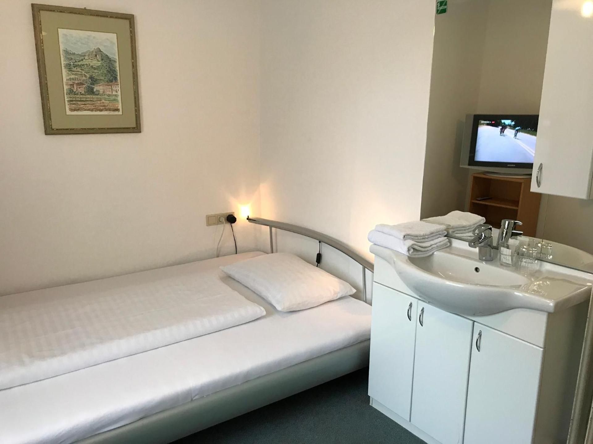 Double Room with external bathroom