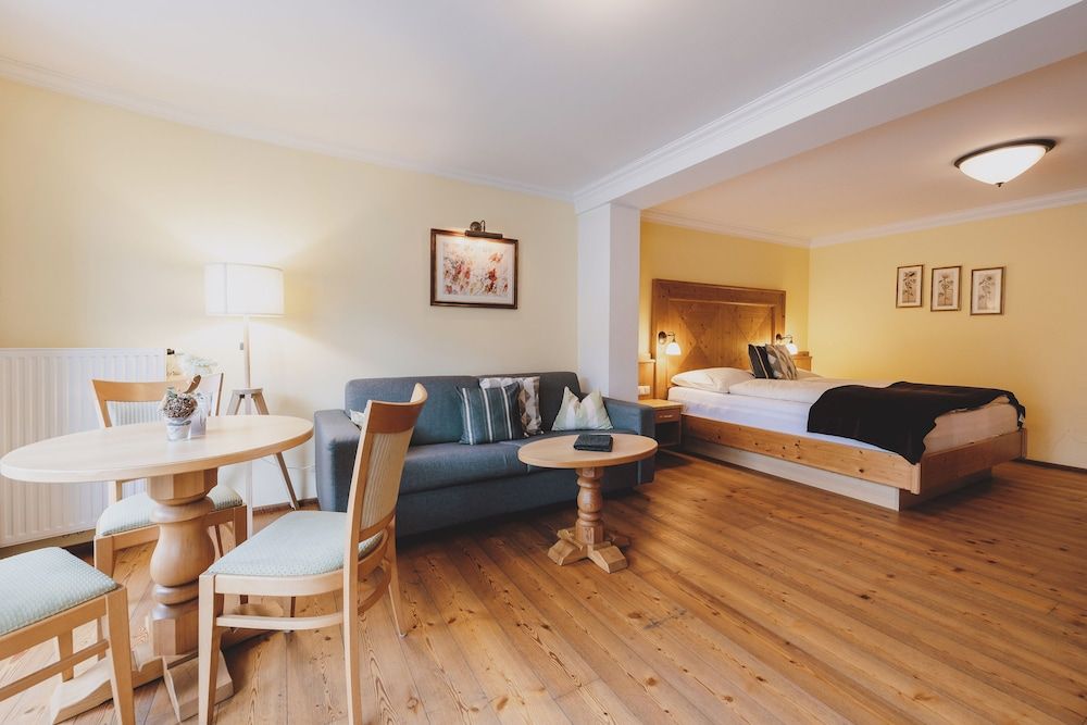 Apartment, Balcony, Mountain View (Typ 1, 90 fee excluded)