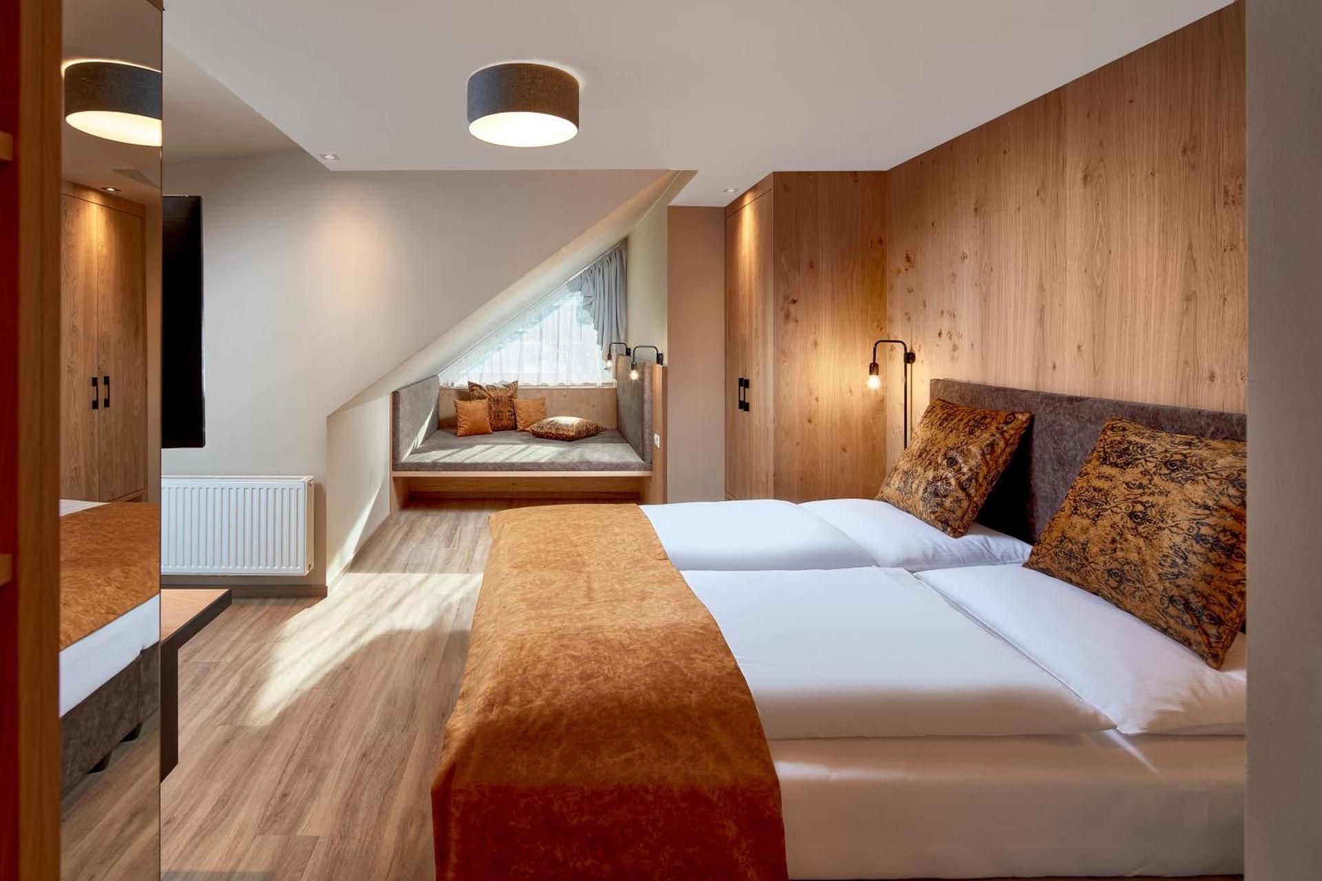 Junior Suite with Mountain View