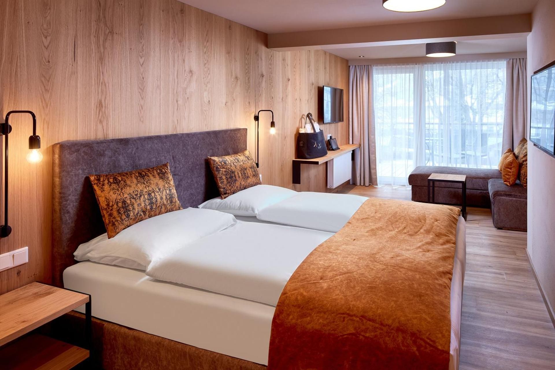 Junior Suite with Mountain View