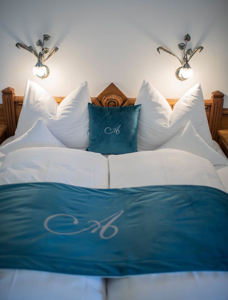 Hotel AlpenSchlössl AlpenSchlössl Wilder Kaiser ca. 30 m² HP 3