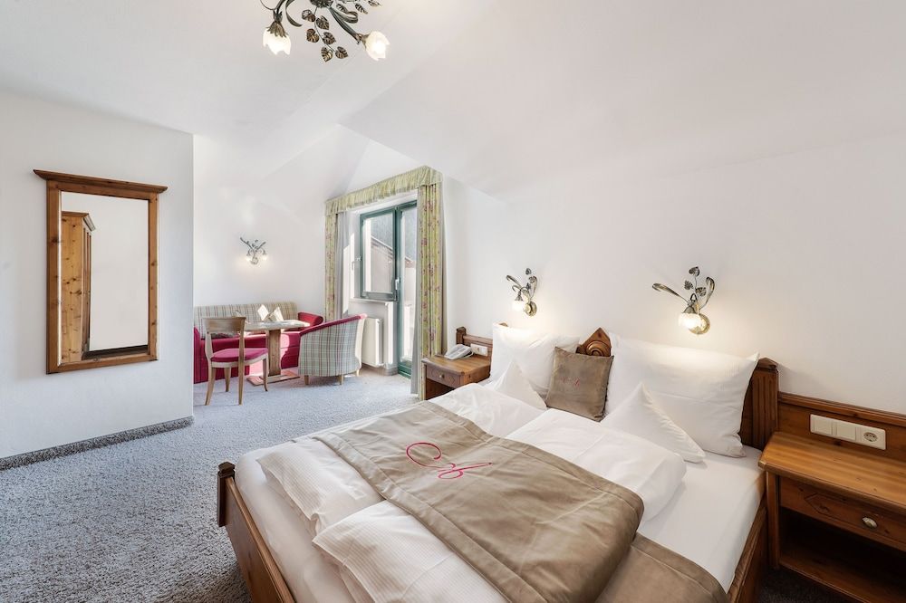 Hotel AlpenSchlössl AlpenSchlössl family room, ca. 35 qm/ 2 bunk beds HP 3