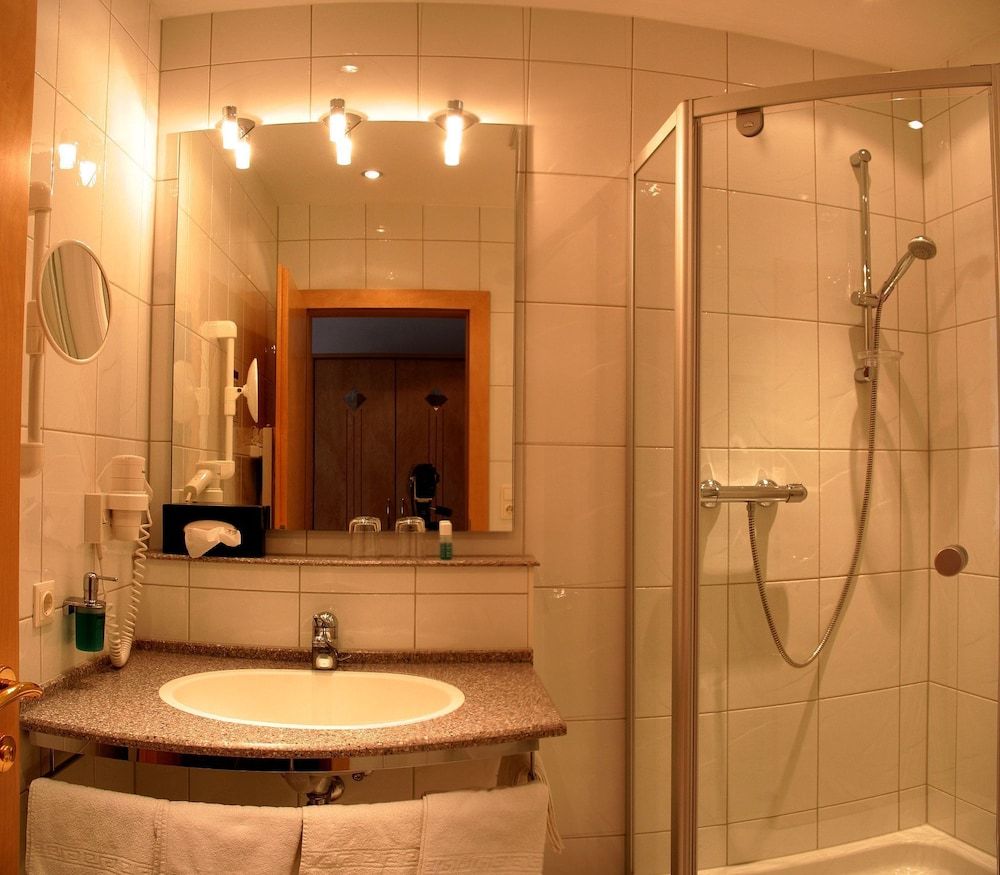 Austria Classic Heiligkreuz Classic Double or Twin Room, Mountain View 4