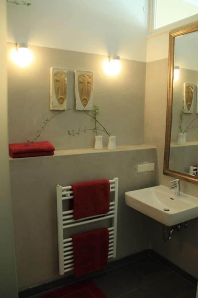 Altstadthaus Cityappartements Design Studio, 1 Queen Bed 7