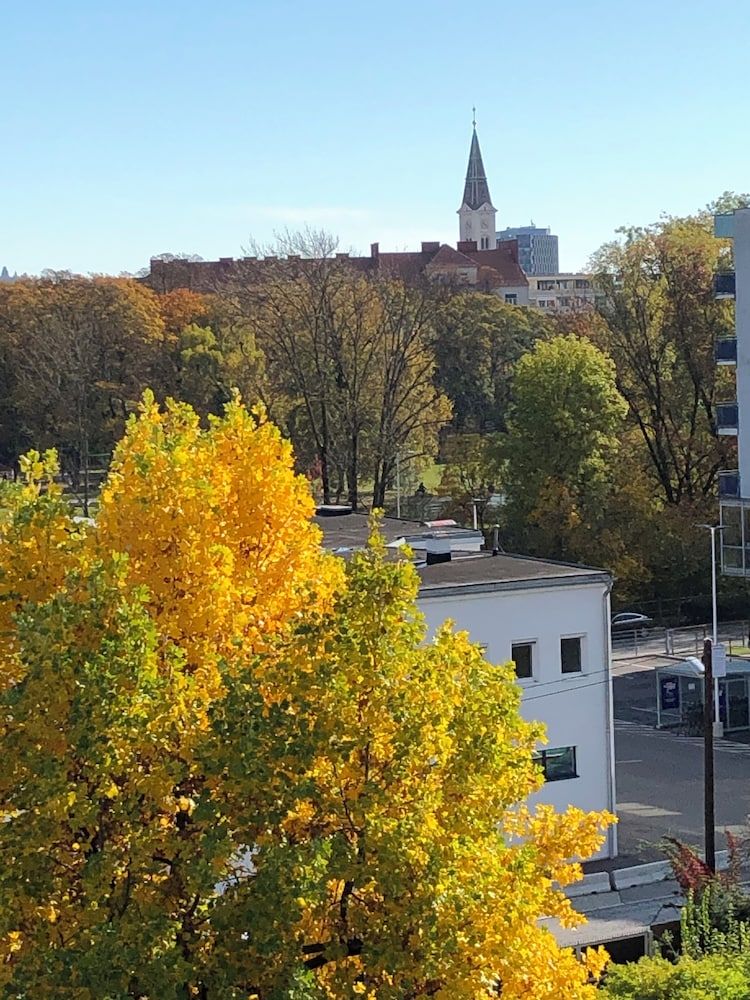 Altstadthaus Cityappartements Design Apartment, 1 Bedroom, Balcony, Garden View 4