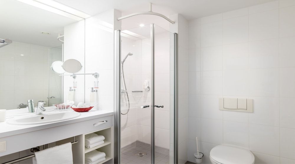 Thermenhotel All In Red Double Room, 1 King Bed 5