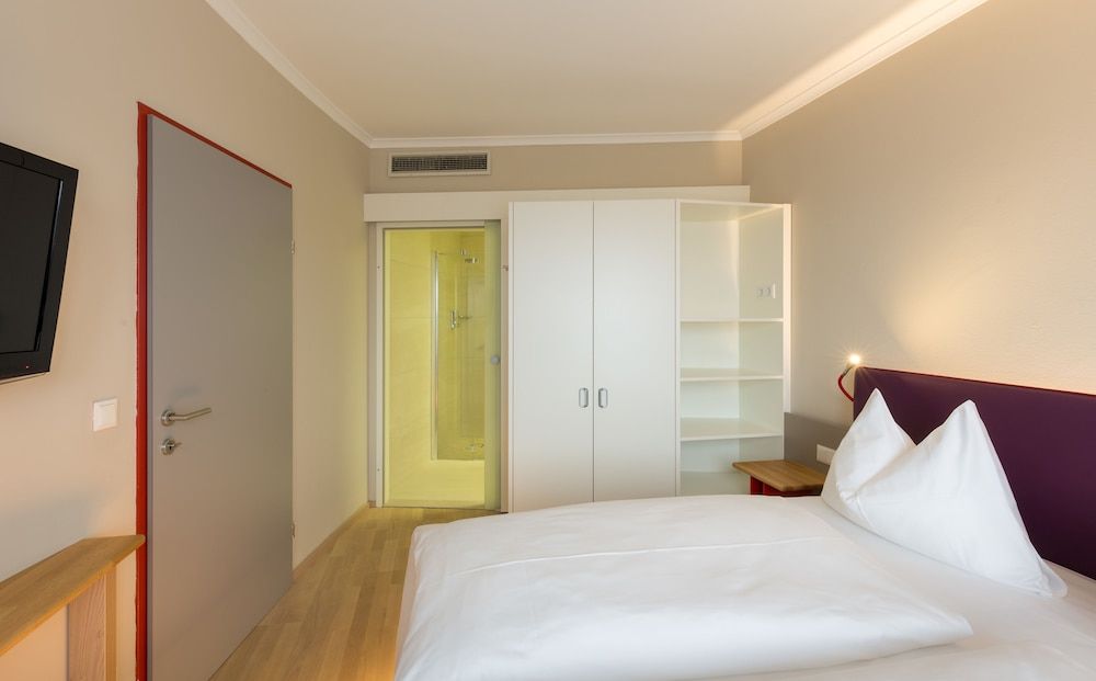 Thermenhotel All In Red Double Room, 1 King Bed 2
