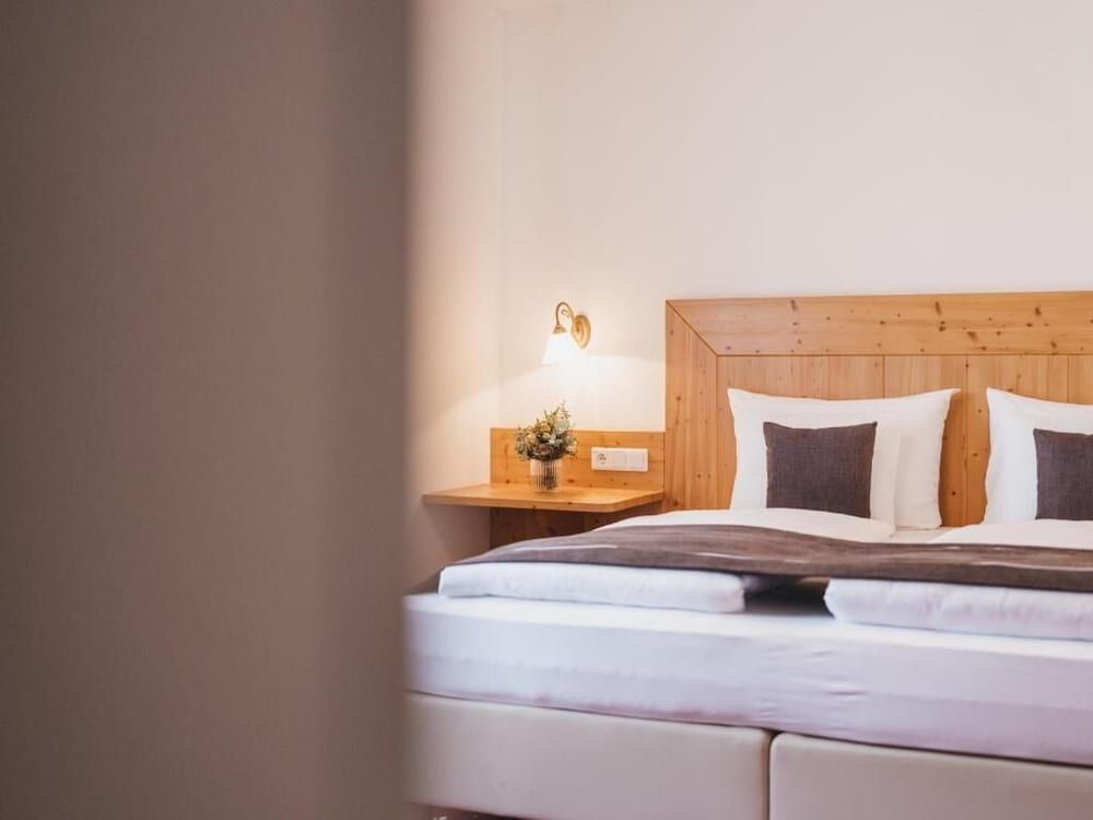Junior Suite II