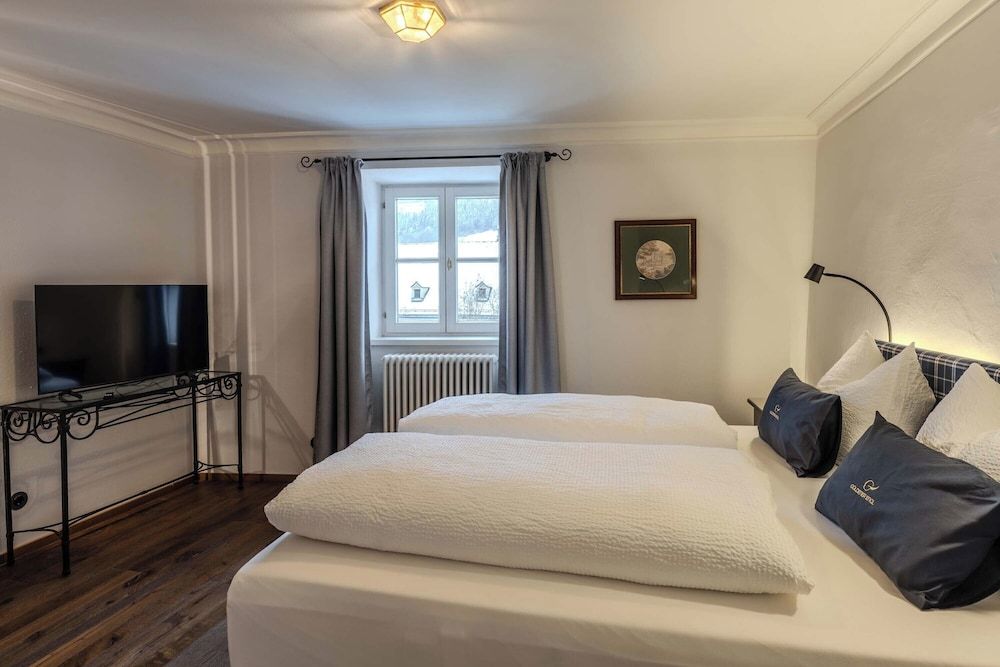Goldener Engl Double or Twin Room 10