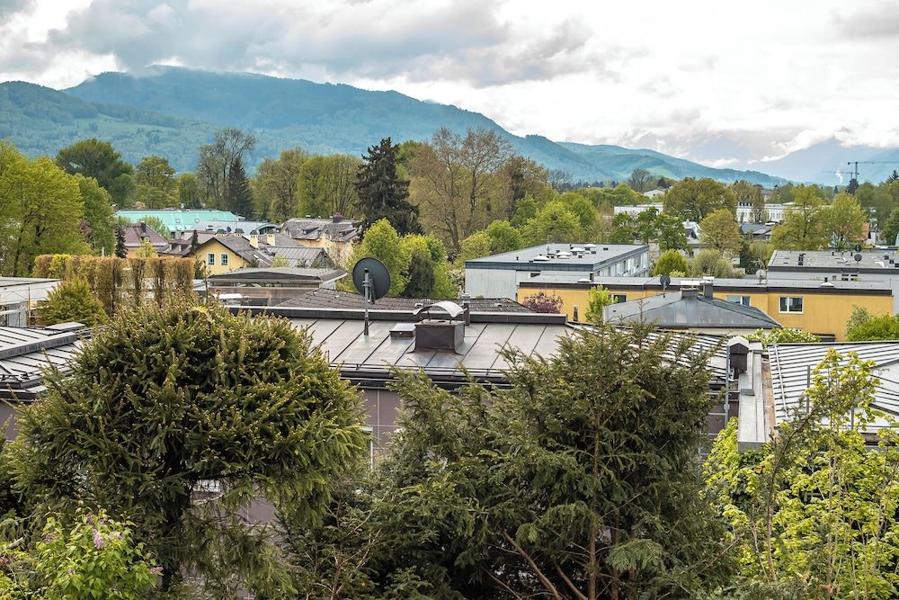 Haus Arenberg Family Triple Room 10