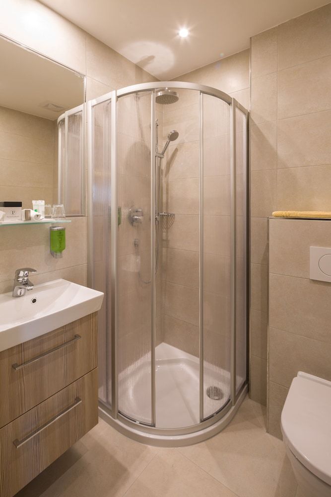 Haus Arenberg Family Triple Room 14