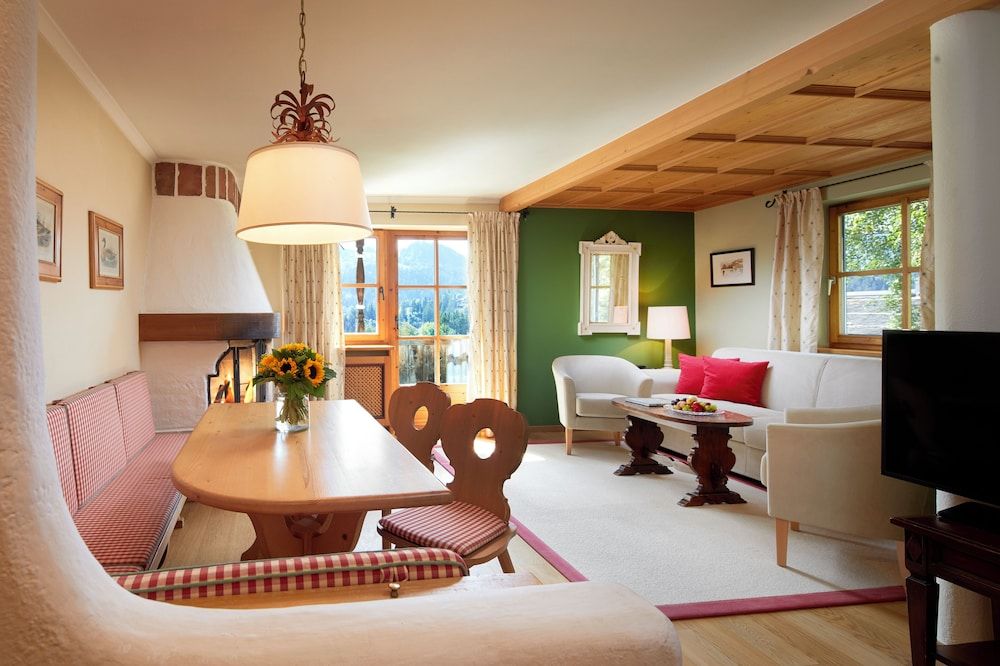 Landsitz Römerhof - Hotel Apartments