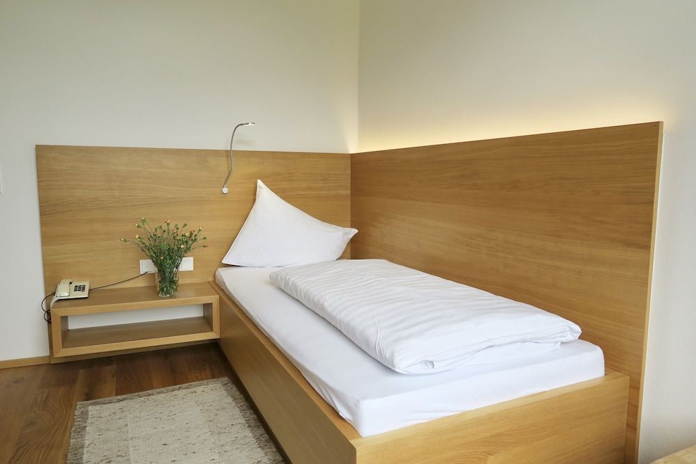 Comfort Single Room