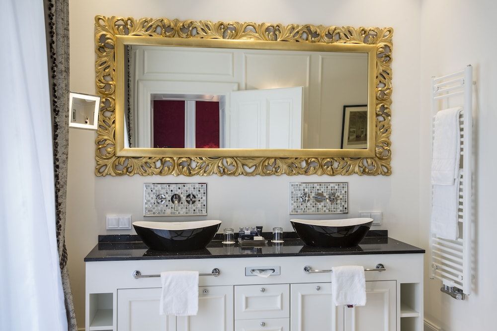 Schloß Schönbrunn Grand Suite Grand Suite, 2 Bedrooms, Kitchen, Garden Area 15