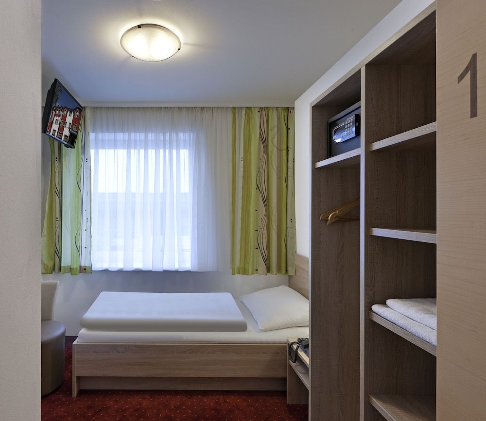 Hotel Restaurant Wallner Single Room 3