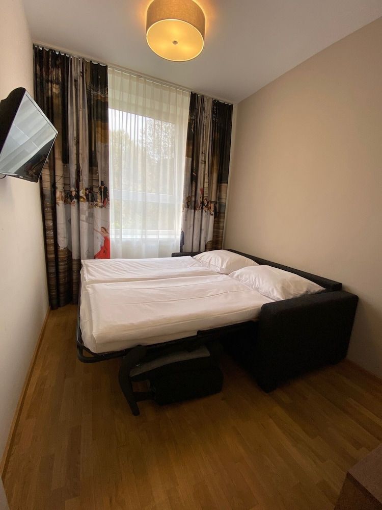 undefined JUFA Hotel Salzburg 8