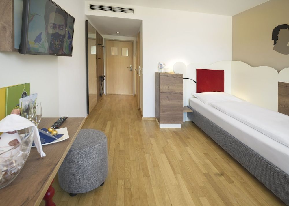 Single Room