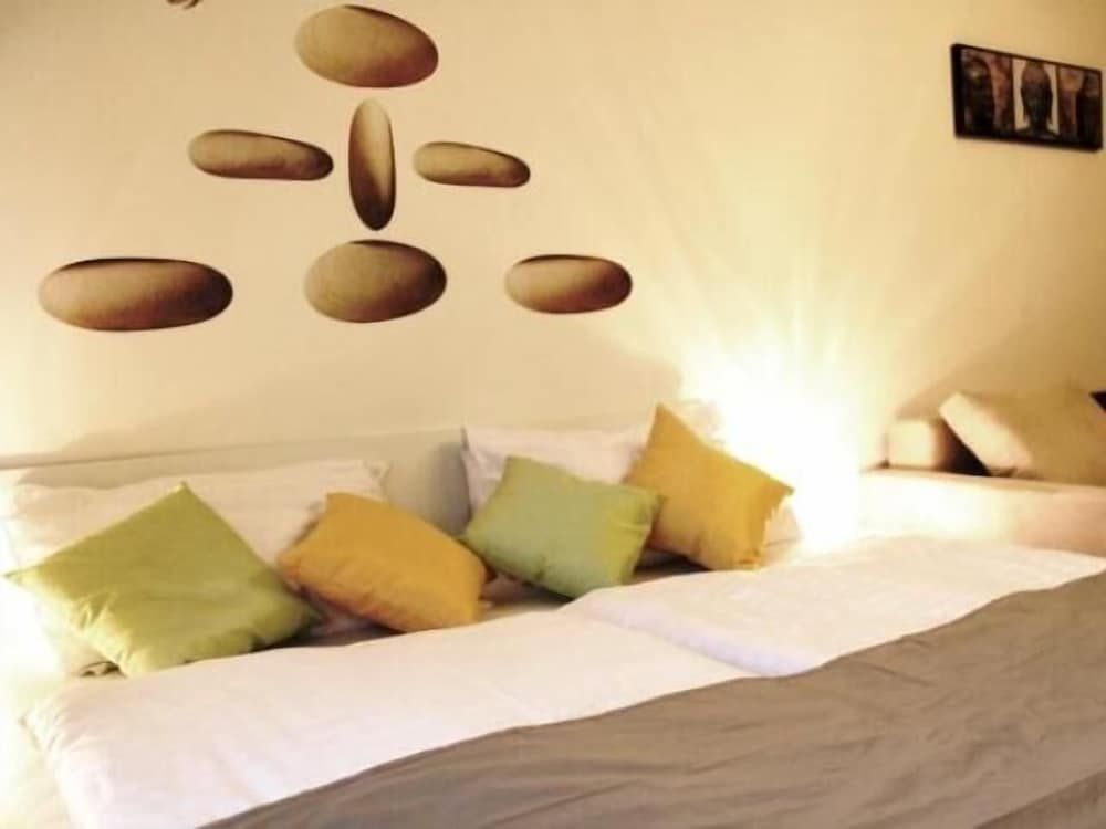 undefined Apartment Quellenstrasse 6