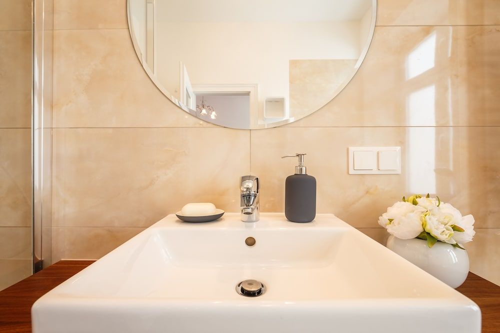 Operngasse Premium in Your Vienna Premium Apartment, 1 Bedroom, Accessible, Balcony 26