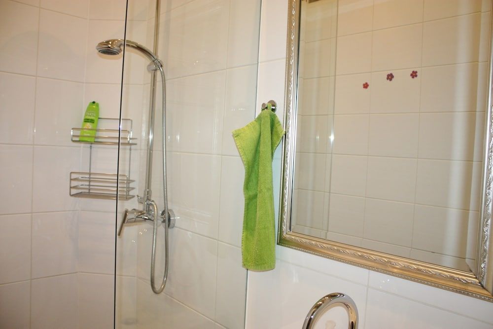 GoVienna Belvedere Apartment Standard Apartment, 1 Bedroom, Kitchen 13