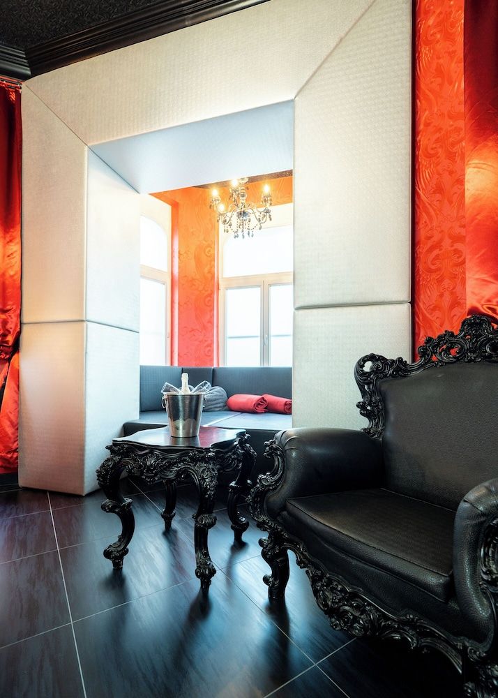 Hotel Urania Romantic Suite 45