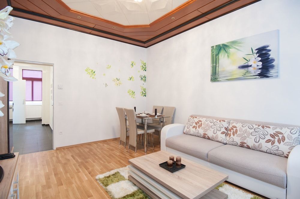 undefined Royal Resort Apartments Puchsbaumgasse