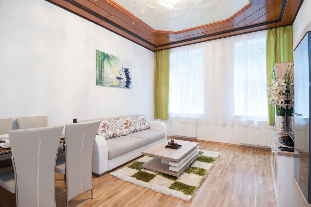 Royal Resort Apartments Puchsbaumgasse Superior Apartment, 1 Bedroom, Kitchen (+30 Euro cleaning fee per stay) 8