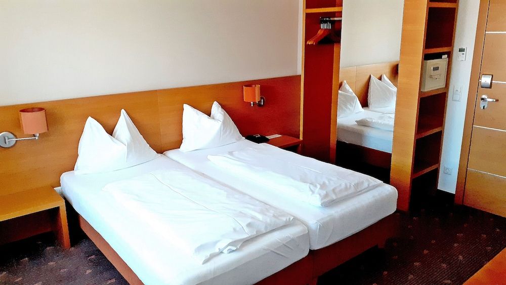 Hotel Fabrik Double Room 4