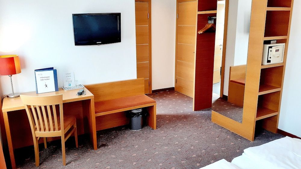 Hotel Fabrik Double Room 3