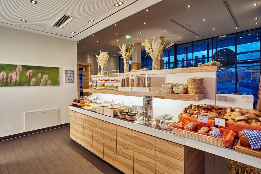 undefined H+ Hotel Salzburg 9