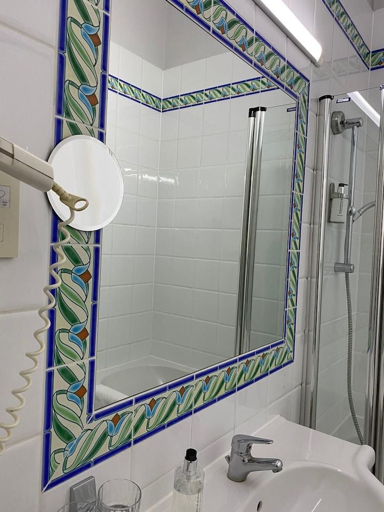 Boutique Hotel Nossek Superior Double or Twin Room 6