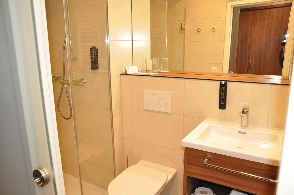 Stadtoase Kolping Hotel Comfort Double Room Single Use 12