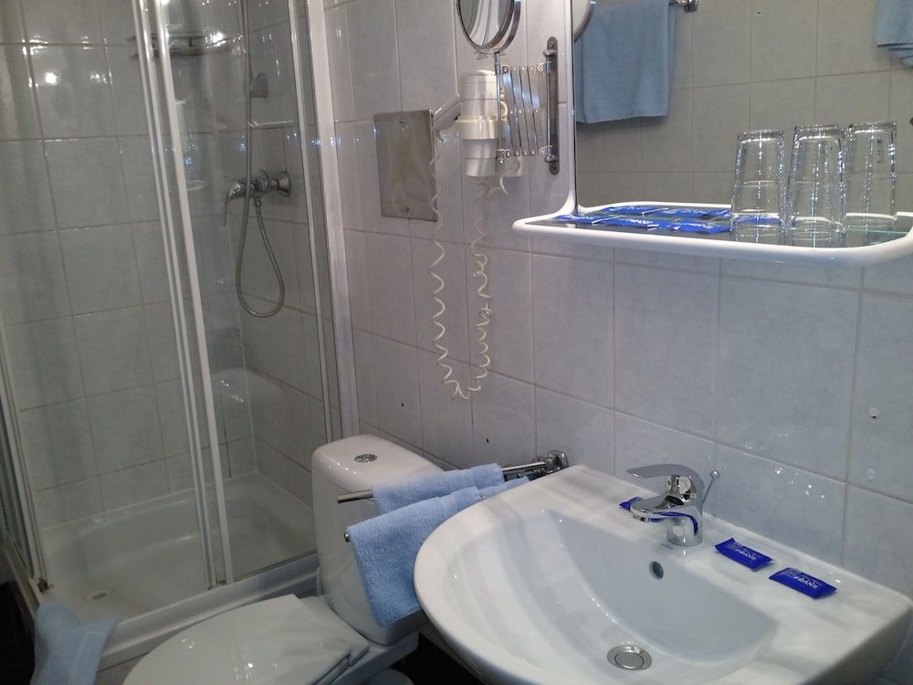 Hotel Pension Excellence Economy Double Room 4