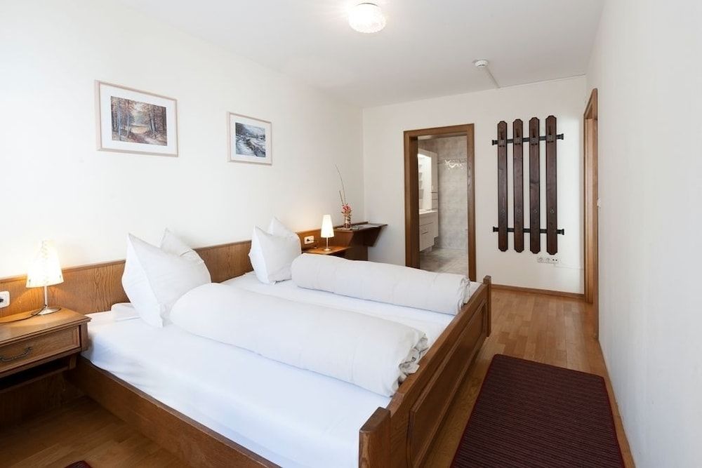 Family Room, 2 Bedrooms, Garden View, Garden Area