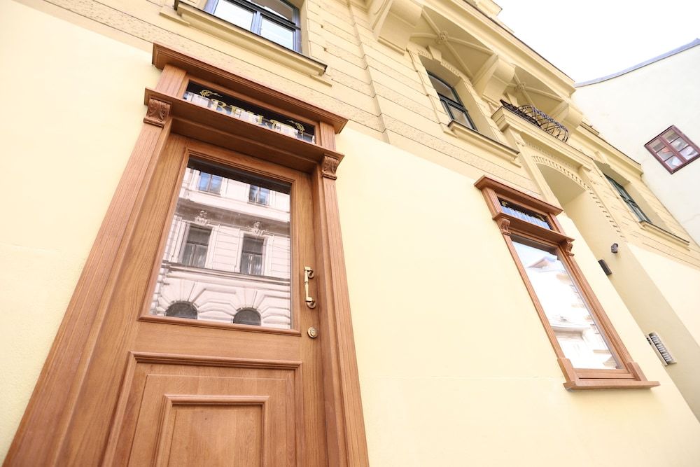 undefined 7th Heaven Vienna Center Apartments 8