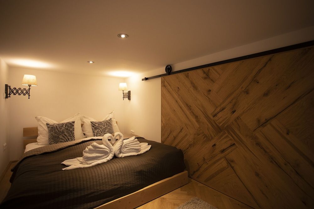 7th Heaven Vienna Center Apartments Comfort-Apartment "KLIMT" 2