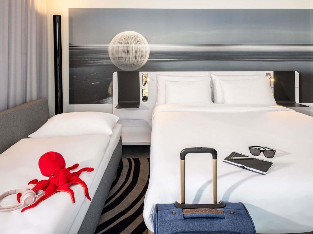 Standard Room (Family. 2 adults + 1 child)