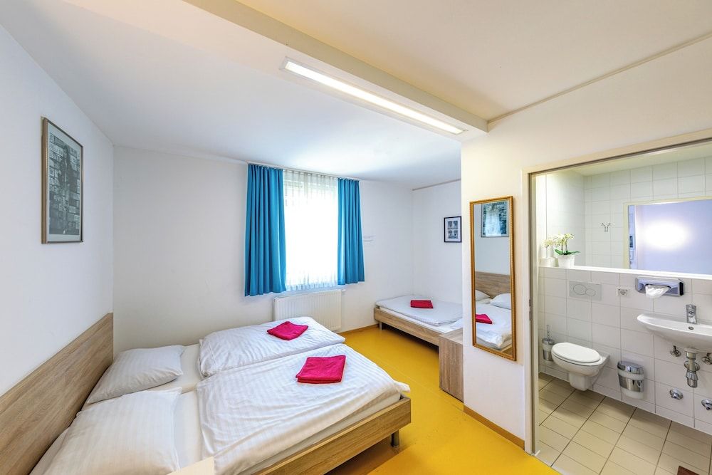 A&T Hotel & Hostel Triple Room 3