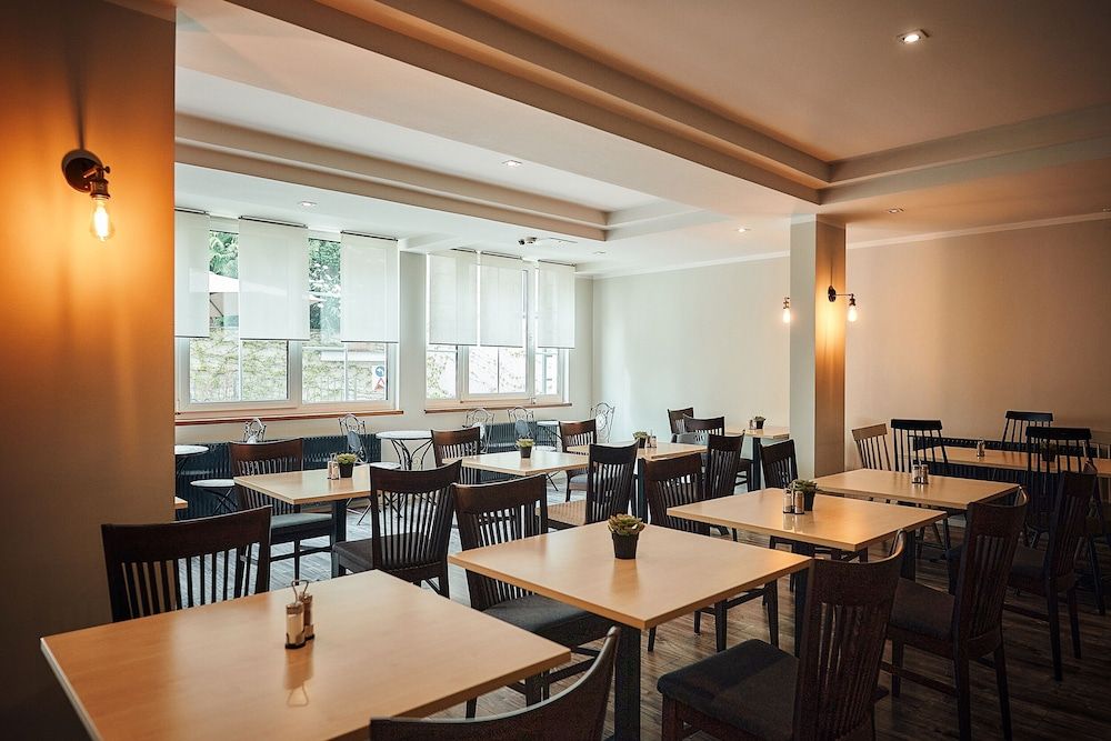 undefined Hotel Calmo 9