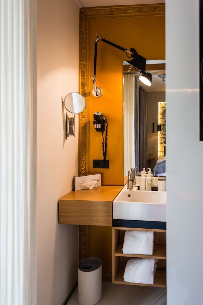 NALA individuellhotel Standard Double Room 8