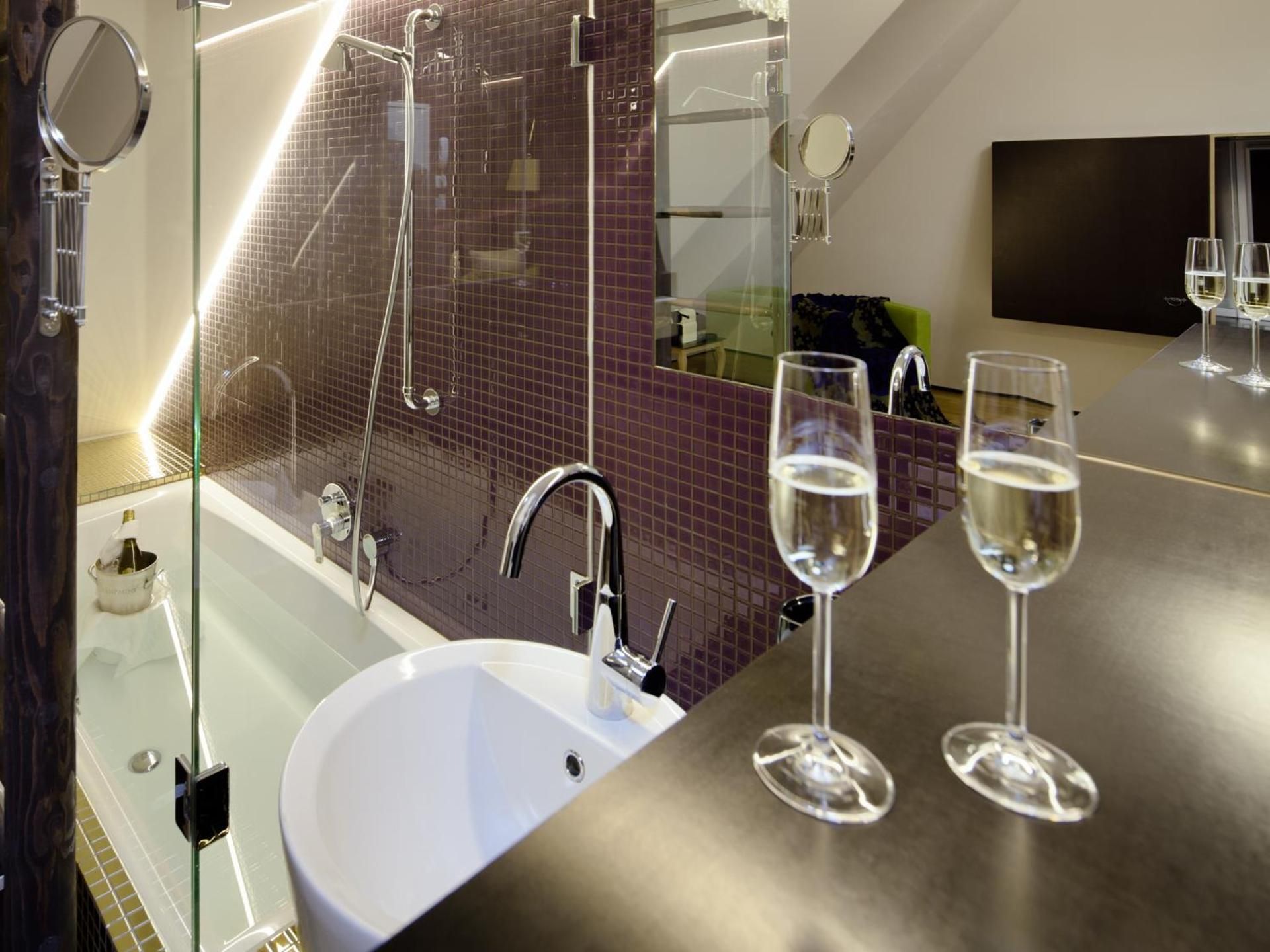 NALA individuellhotel Standard Double Room 14